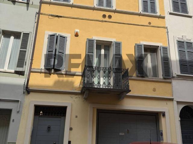 Appartamento in affitto a Parma PR