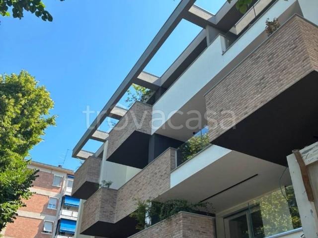 Appartamento in affitto a Parma via Alexander Fleming, arredato, box, terrazzo TrovaCasa