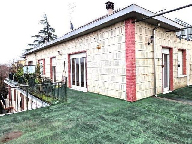 Appartamento in affitto a Parma via Italo Pizzi, 3, box, terrazzo, libero subito TrovaCasa