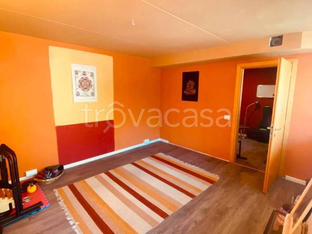 Appartamento in affitto a Parma via Madrid, 18, arredato, giardino privato, balcone TrovaCasa