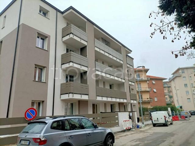 Appartamento in affitto a Parma via Navetta, 9, arredato, box, terrazzo TrovaCasa