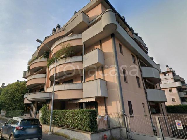 Appartamento in affitto a Parabiago via Felice Gajo, arredato, terrazzo TrovaCasa