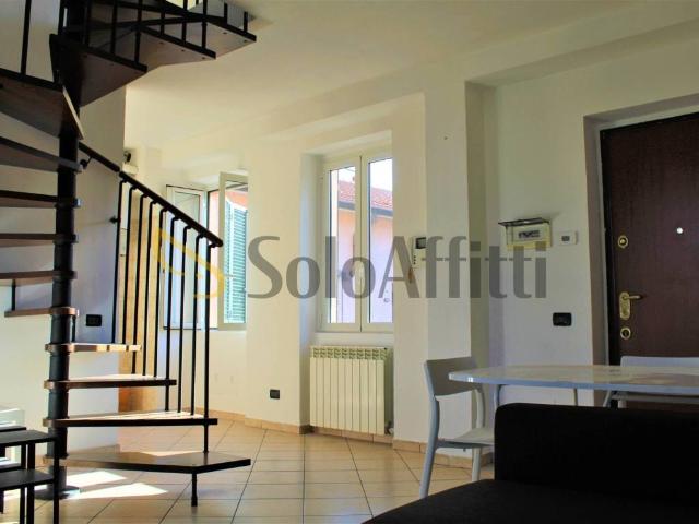Appartamento in affitto a Parabiago via XXIV Maggio, terrazzo, parzialmente arredato, travi a vista TrovaCasa