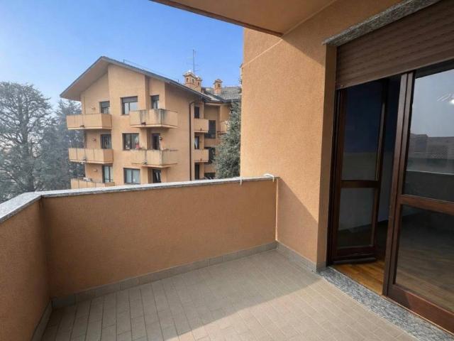 Appartamento in affitto a Parabiago MI