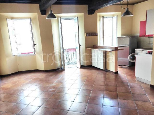 Appartamento in affitto a Pavia corso Famiglia Cairoli, 51, parzialmente arredato, centrale, cucina a vista TrovaCasa