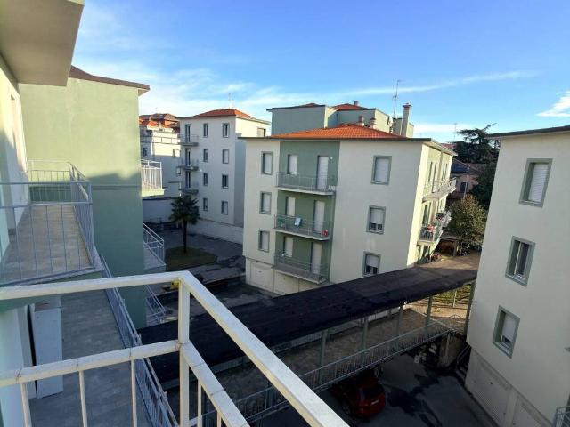 Appartamento in affitto a Pavia PV