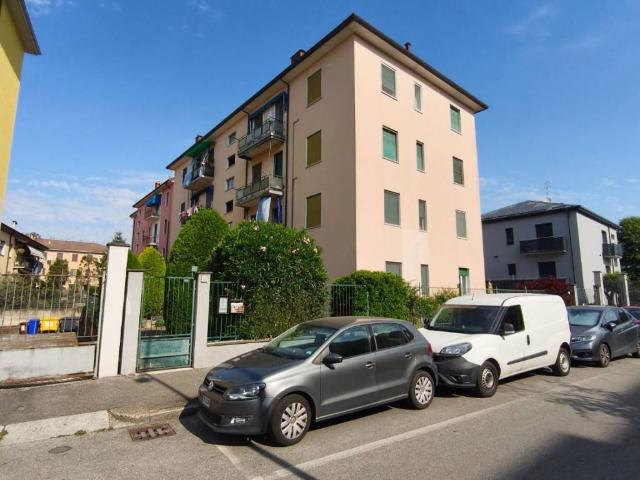 Appartamento in affitto a Pavia PV
