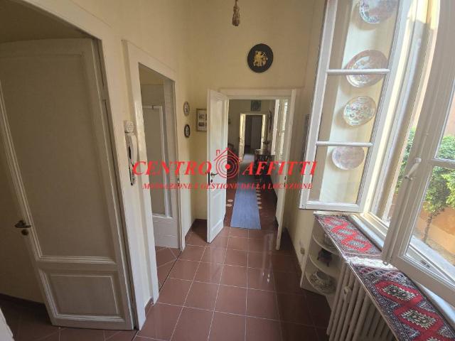 Appartamento in affitto a Pavia piazza della Posta, 1, arredato, riscaldamento centralizzato, centrale TrovaCasa