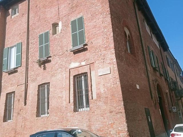 Appartamento in affitto a Pavia