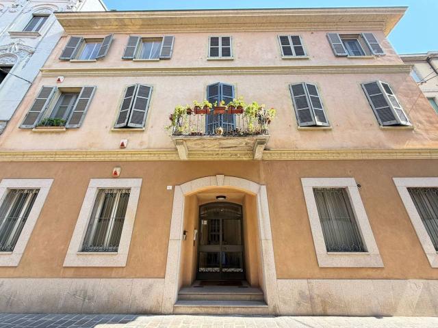 Appartamento in affitto a Pavia