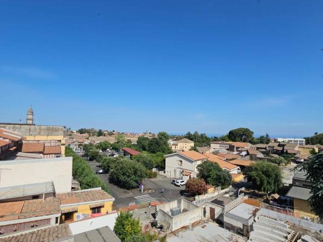 Appartamento in affitto a Pedara CT