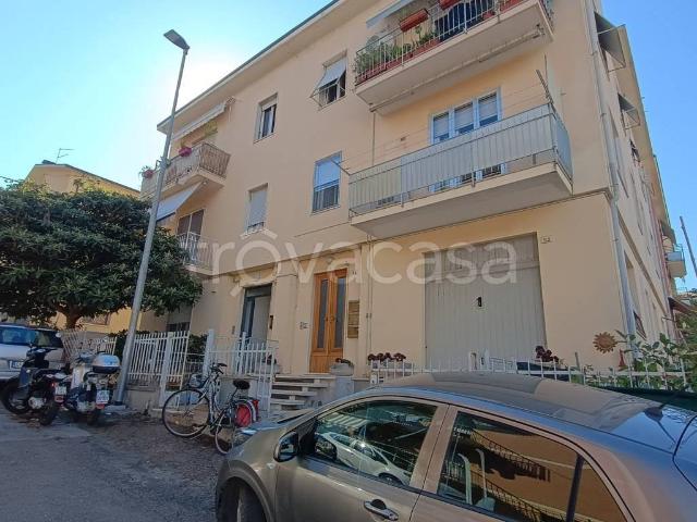 Appartamento in affitto a Pesaro via Augusto Righi, non arredato/vuoto, giardino privato, box TrovaCasa