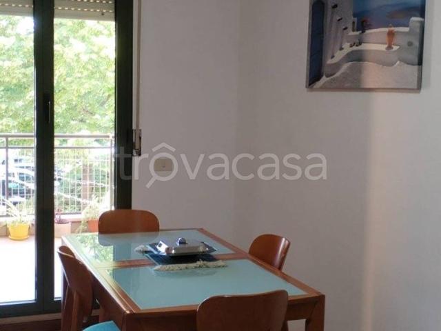 Appartamento in affitto a Pesaro via Lodovico Agostini, arredato, terrazzo, ascensore TrovaCasa