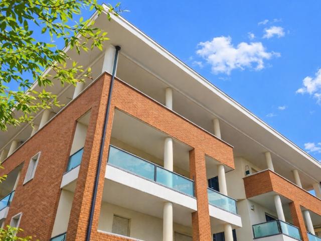 Appartamento in Affitto a Pesaro a € 570