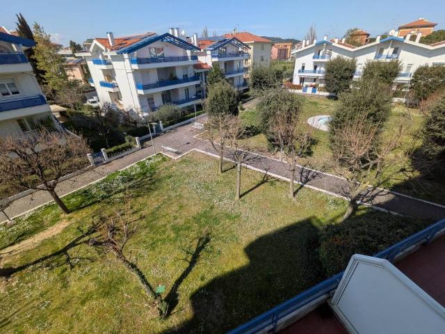 Appartamento in affitto a Pesaro PU