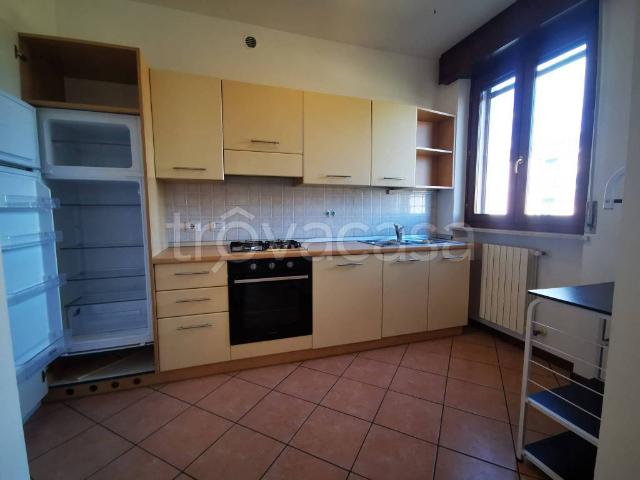 Appartamento in affitto a Pescantina, arredato, box, terrazzo TrovaCasa
