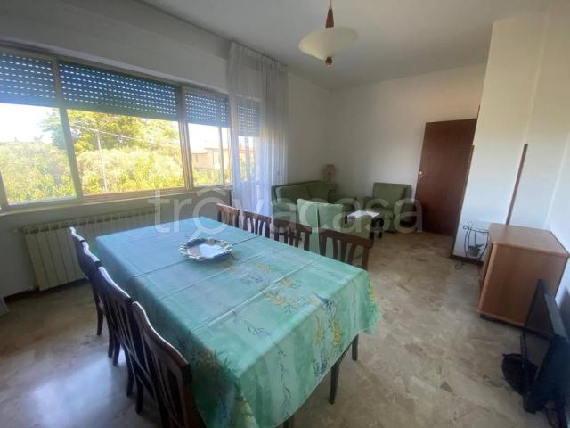Appartamento in affitto a Pescara strada Provinciale pescara san Silvestro, 294, arredato, terrazzo, zona residenziale TrovaCasa