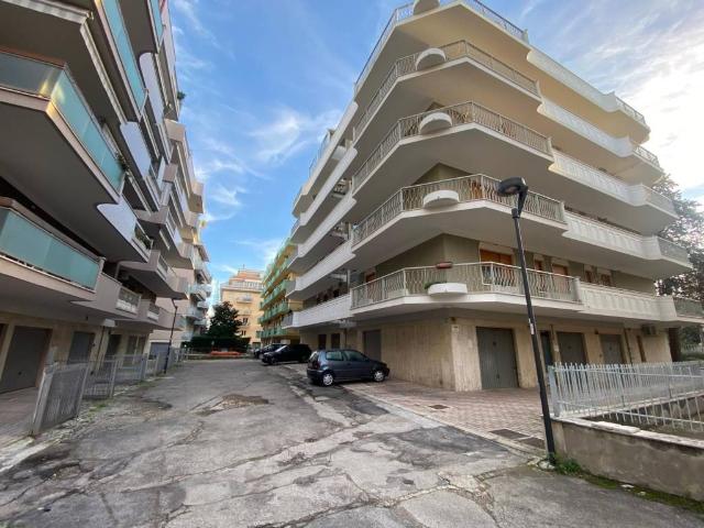 Appartamento in affitto a Pescara PE
