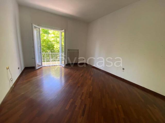 Appartamento in affitto a Pescara via Crisologo, 3, non arredato/vuoto, terrazzo, ascensore TrovaCasa