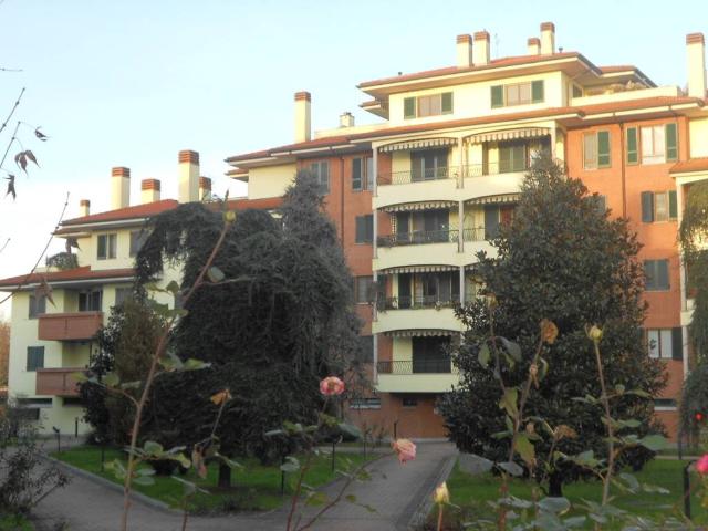 Appartamento in affitto a Peschiera Borromeo MI