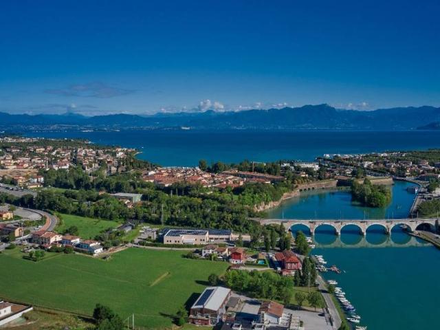 Appartamento in affitto a Peschiera del Garda VR