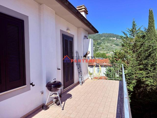 Appartamento in affitto a Pescia PT