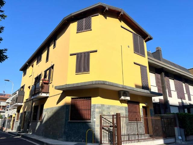 Appartamento in affitto a Pero MI