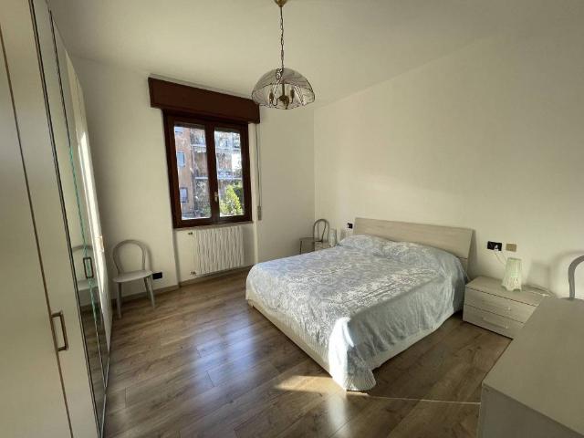 Appartamento in affitto a Pero MI