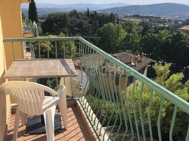 Appartamento in affitto a Perugia via Annibale Vecchi, arredato, terrazzo, centrale TrovaCasa