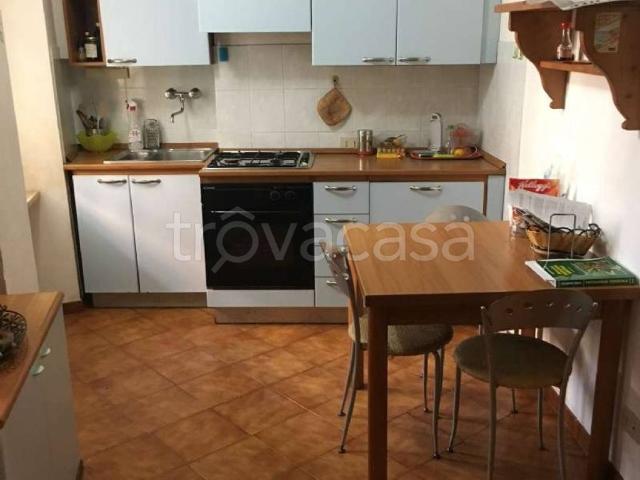 Appartamento in affitto a Perugia via Bonaccia, arredato, centrale, lavatrice TrovaCasa