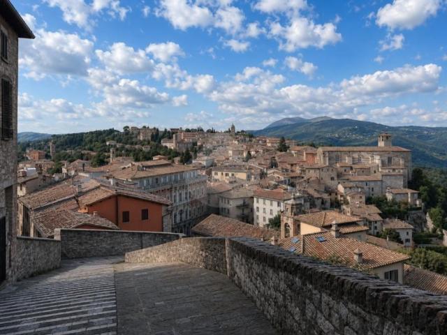 Appartamento in affitto a Perugia via Della Loggia, centrale, cucina abitabile TrovaCasa