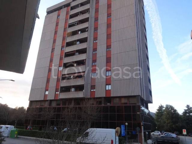 Appartamento in affitto a Perugia via Guerriero Guerra, arredato, terrazzo, ristrutturato TrovaCasa