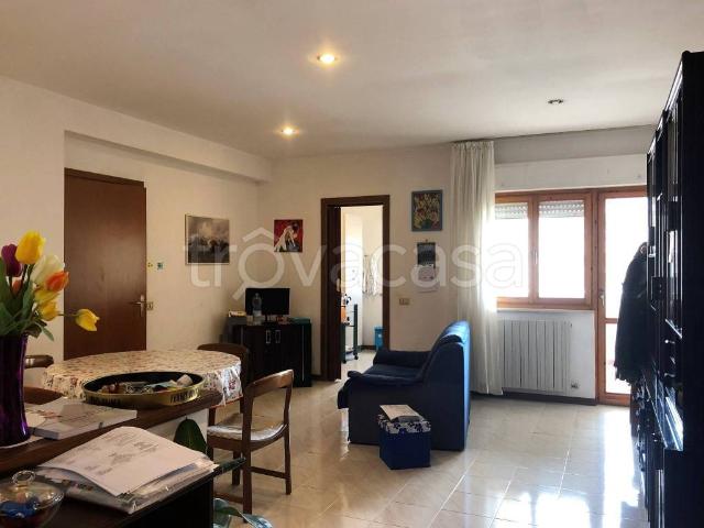 Appartamento in affitto a Perugia via Gaetano Donizetti, arredato, terrazzo, lavatrice TrovaCasa