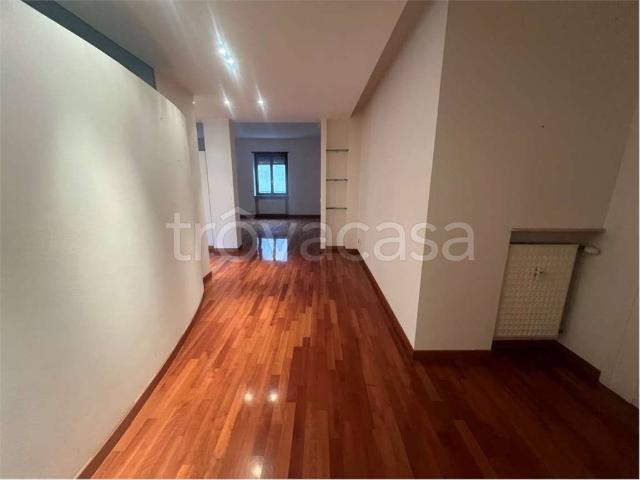 Appartamento in affitto a Piacenza, non arredato/vuoto, box, cantina TrovaCasa