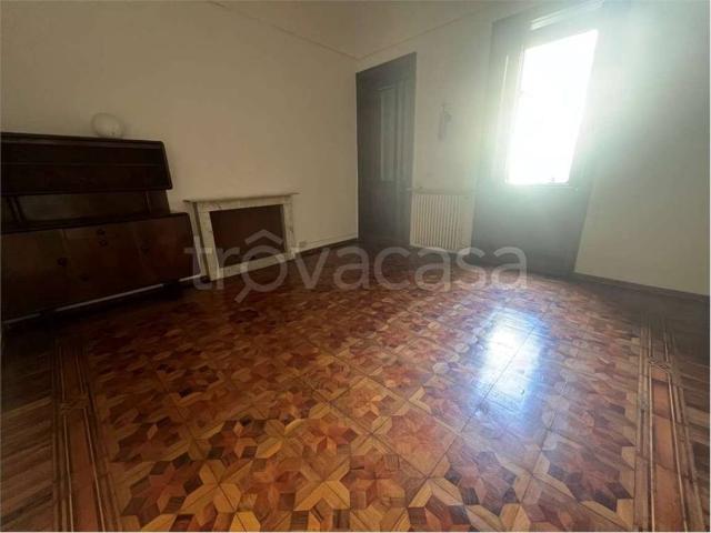 Appartamento in affitto a Piacenza, balcone, cucina abitabile TrovaCasa