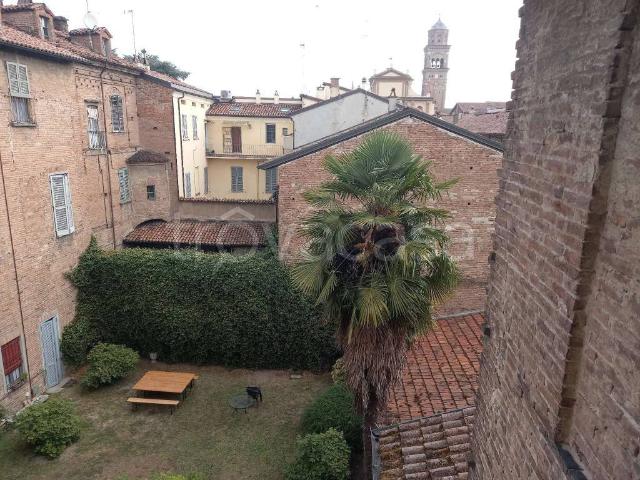 Appartamento in affitto a Piacenza, caminetto, centrale, senza ascensore TrovaCasa