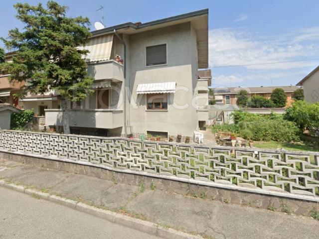 Appartamento in affitto a Piacenza via Divisione Partigiana Val Nure, 5, non arredato/vuoto, giardino, box TrovaCasa