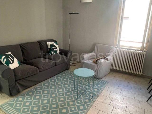 Appartamento in affitto a Piacenza via San Donnino, arredato, terrazzo, senza ascensore TrovaCasa
