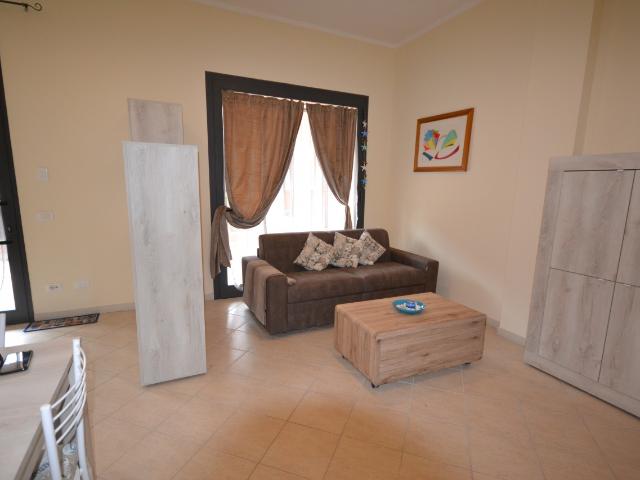 APPARTAMENTO in AFFITTO a PIETRASANTA MARINA DI PIETRASANTA di 2 vani