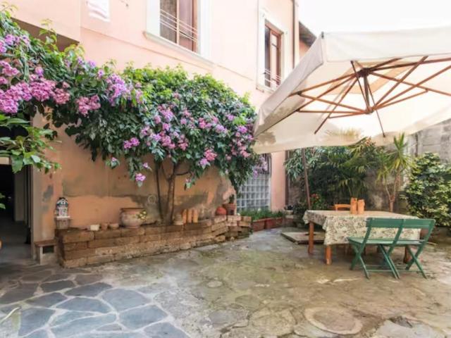 Appartamento in affitto a Pietrasanta, non arredato/vuoto, giardino privato, caminetto TrovaCasa