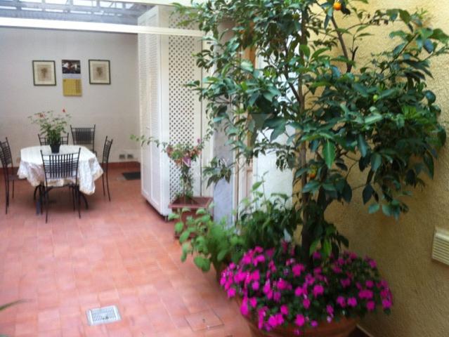 APPARTAMENTO in AFFITTO a PIETRASANTA CENTRO di 3 vani