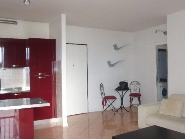 Appartamento in affitto a Pietrasanta, posto auto, vista mare, lavanderia TrovaCasa