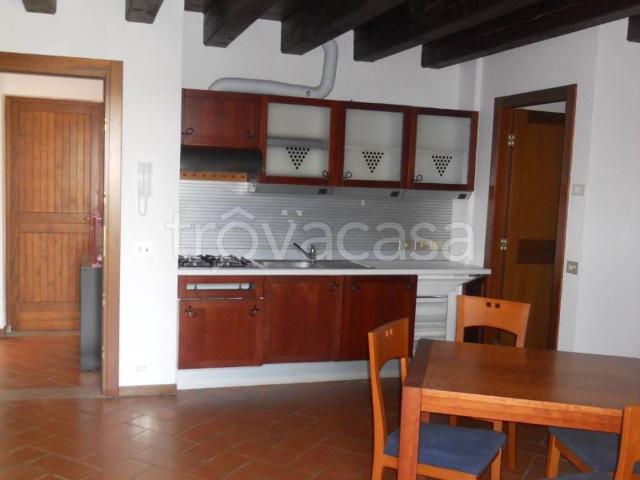 Appartamento in affitto a Pieve Emanuele, giardino privato, terrazzo, parzialmente arredato TrovaCasa
