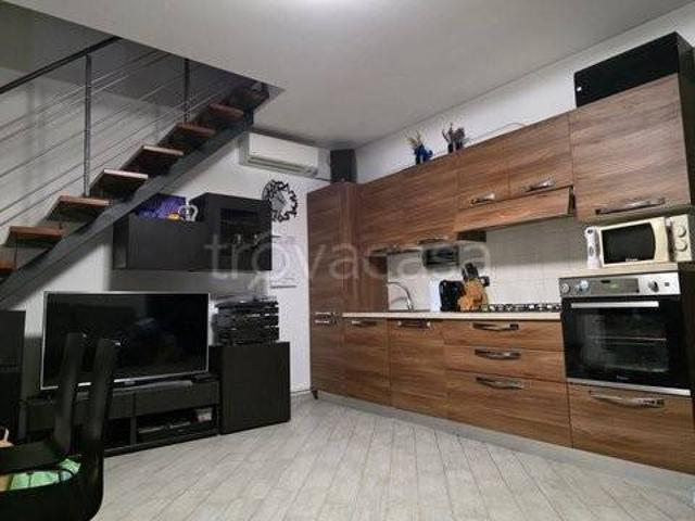 Appartamento in affitto a Pioltello via Roma, 54, arredato, soppalco, cucina a vista TrovaCasa