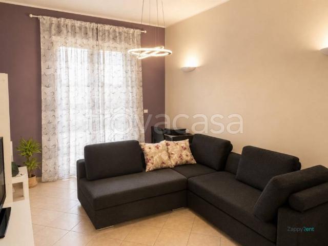 Appartamento in affitto a Pinerolo via May, 11, arredato, terrazzo, ascensore TrovaCasa