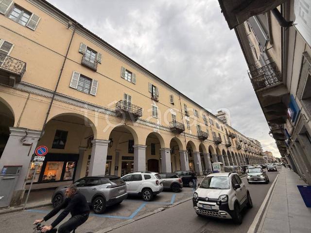 Appartamento in affitto a Pinerolo via Michele Buniva, 88