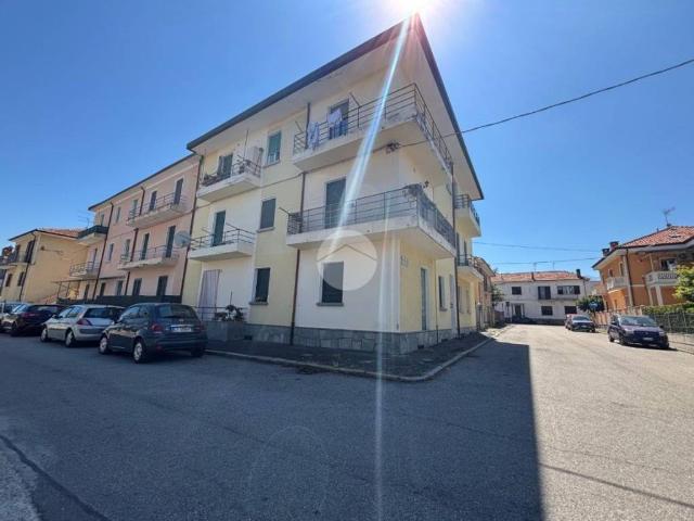 Appartamento in affitto a Pinerolo via Rossini, 1, parzialmente arredato, cantina, balcone TrovaCasa