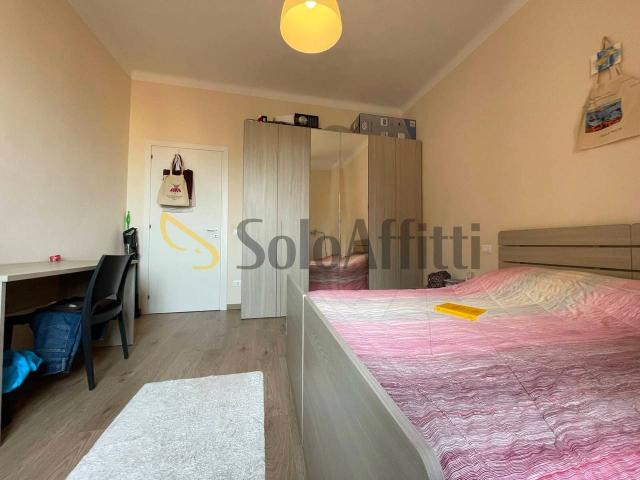 Stanza in appartamento in affitto a Pisa
