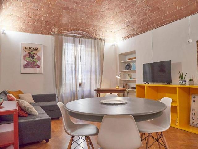 Appartamento in Affitto a Pisa