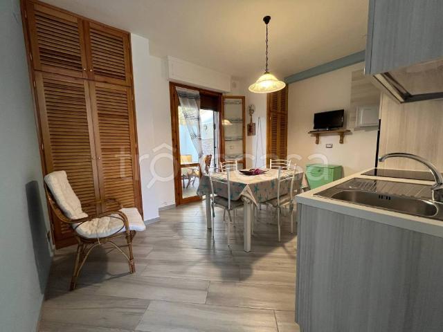 Appartamento in affitto a Pisa via Pietro Moriconi, arredato, terrazzo, ascensore TrovaCasa